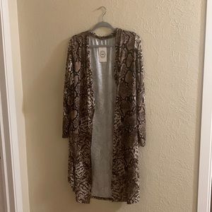 Snake print cardigan light weight one size